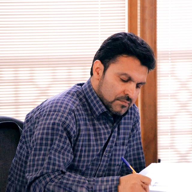 دکتر